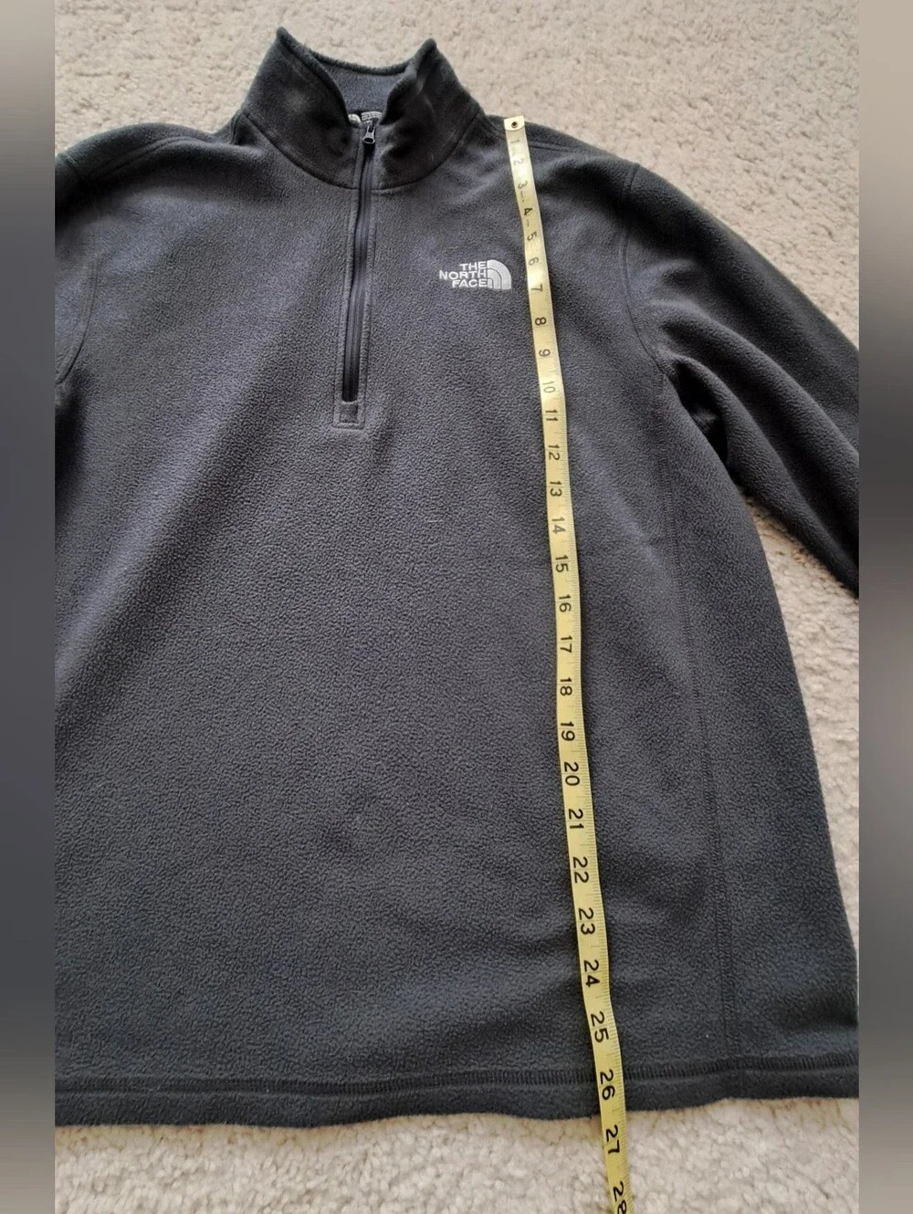 The North Face Men's Quarter Zip Fleece Pullover